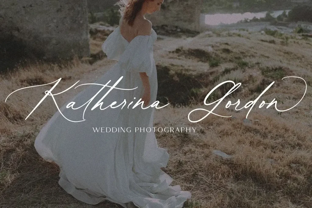 Wedding photography logo using Vintage Heirloom calligraphy font